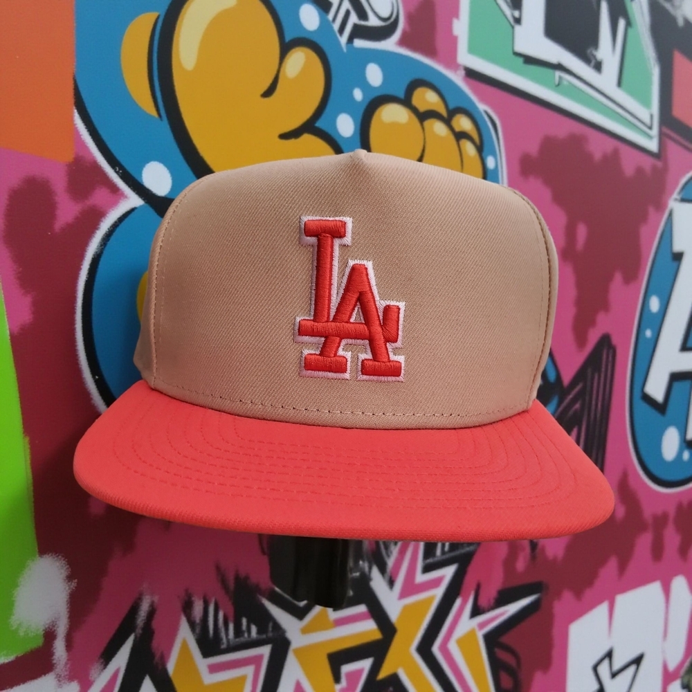 LA Dodgers New Era Beige/Coral Two-Tone Color Pack A-Frame 59Fifty Fitted Size 7